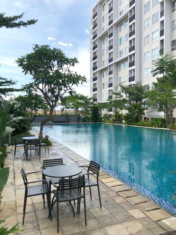 Scientia Residences By Taslim Gading Serpong Exterior photo